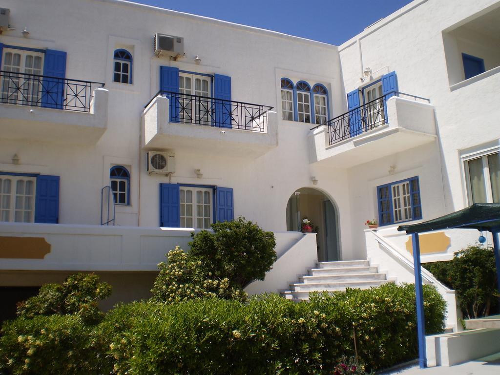 Barbara II Hotel Agia Marina  Exterior photo